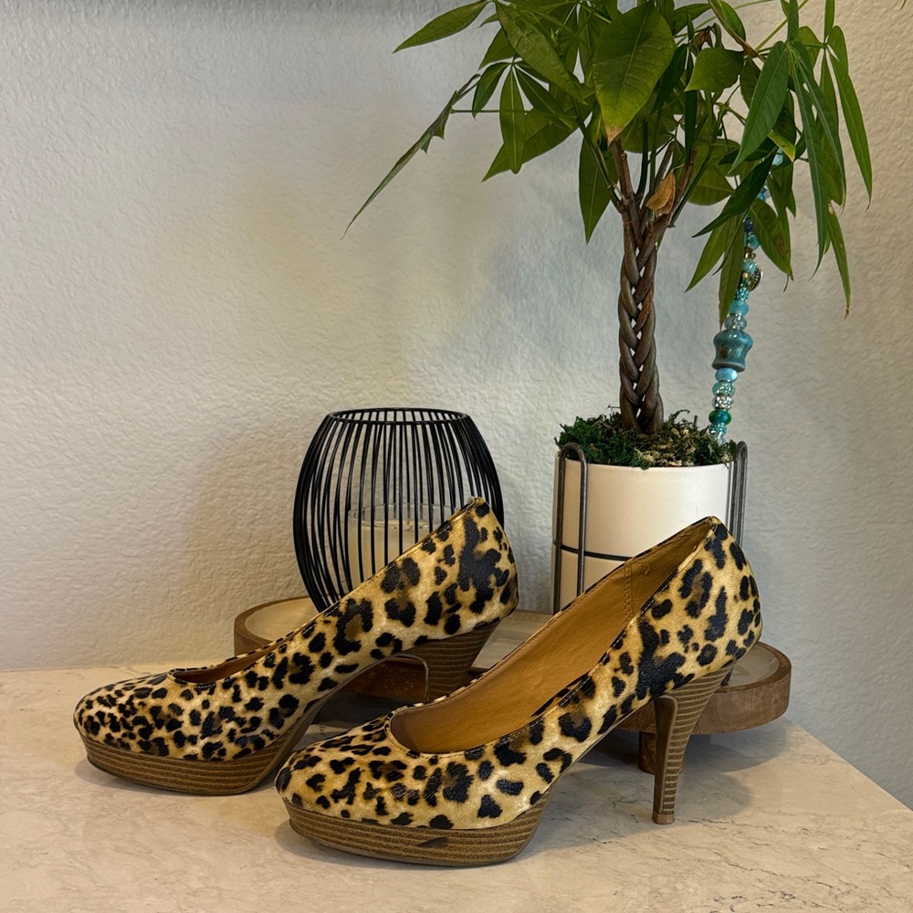 Kenneth Cole Reaction Animal Print Heels